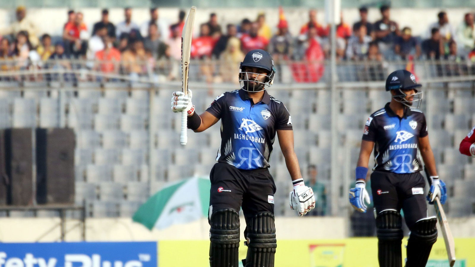 সাকিবদের বিদায় করে টিকে রইলেন সোহানরা