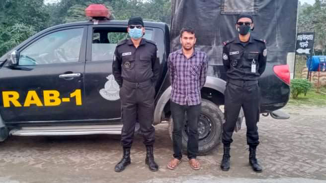 শ্রীপুরে রিতু হত্যাকাণ্ডের পলাতক আসামি গ্রেপ্তার 