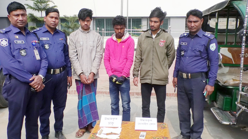 গাইবান্ধায় অটোরিকশাচালক হত্যা মামলার তিন আসামি গ্রেপ্তার