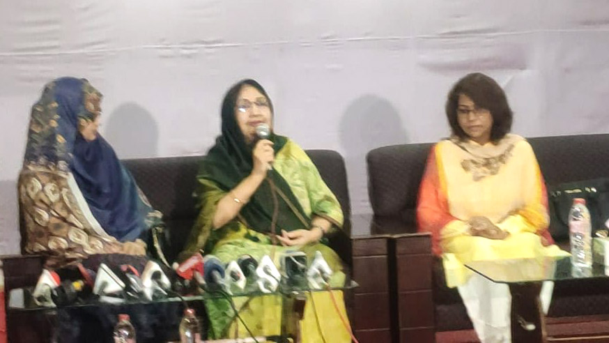 এমপিকে দেওয়া ইসির চিঠির ভাষা ঠিক ছিল না: বাহারের স্ত্রী