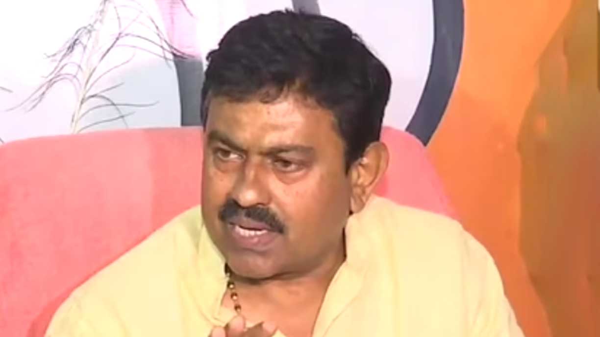 গাড়িচাপা কাণ্ডে ভারতে মন্ত্রীপুত্র আশিষ মিশ্র গ্রেপ্তার
