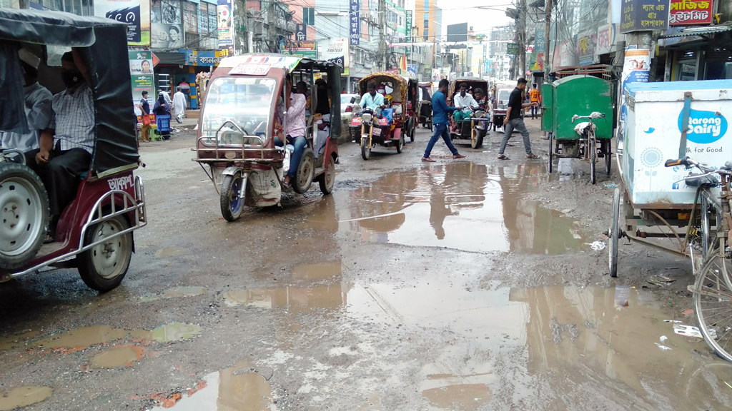 স্বল্প দূরত্বে দীর্ঘ ভোগান্তি