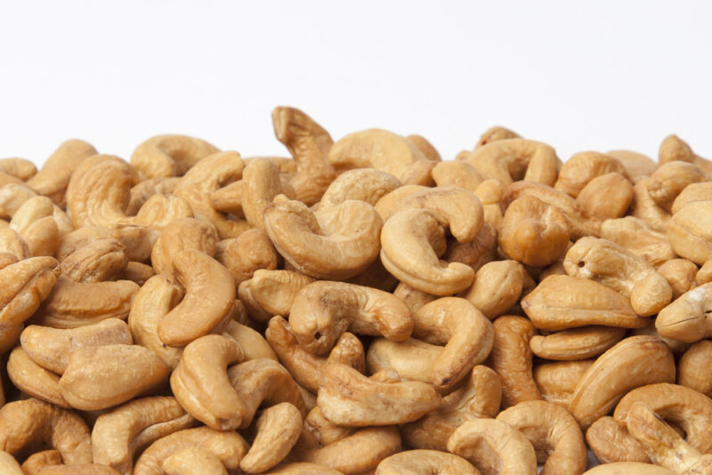 কাজুবাদাম কেন খাবেন, কতটুকু খাবেন