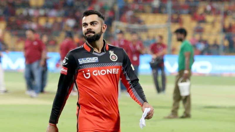আইপিএলের মাঝপথেই অধিনায়কত্ব হারাতে পারেন কোহলি! 