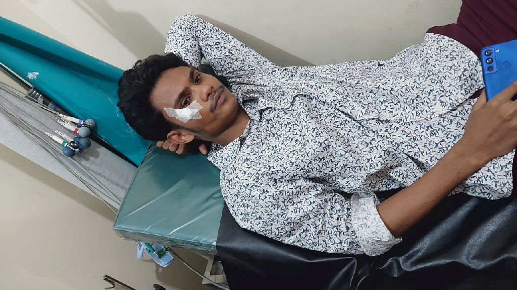 অধ্যক্ষের কলেজে যোগদান নিয়ে সংঘর্ষ, আহত ১০