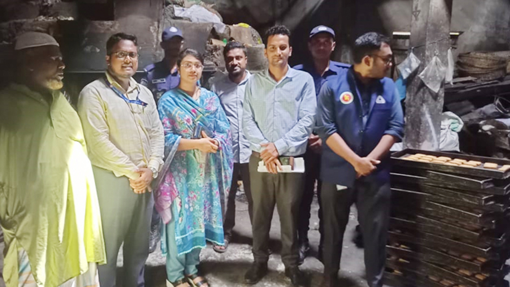 বিএসটিআইয়ের সনদ না থাকায় ৩ প্রতিষ্ঠানকে জরিমানা