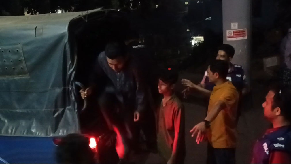 চাঁদপুরে কিশোর গ্যাংয়ের ২১ সদস্য আটক