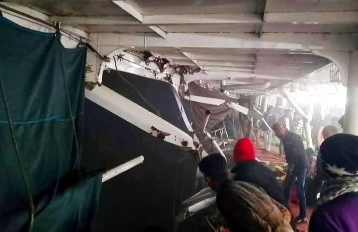 মেঘনায় দুই লঞ্চের সংঘর্ষ: ১৮ জনের বিরুদ্ধে মামলা