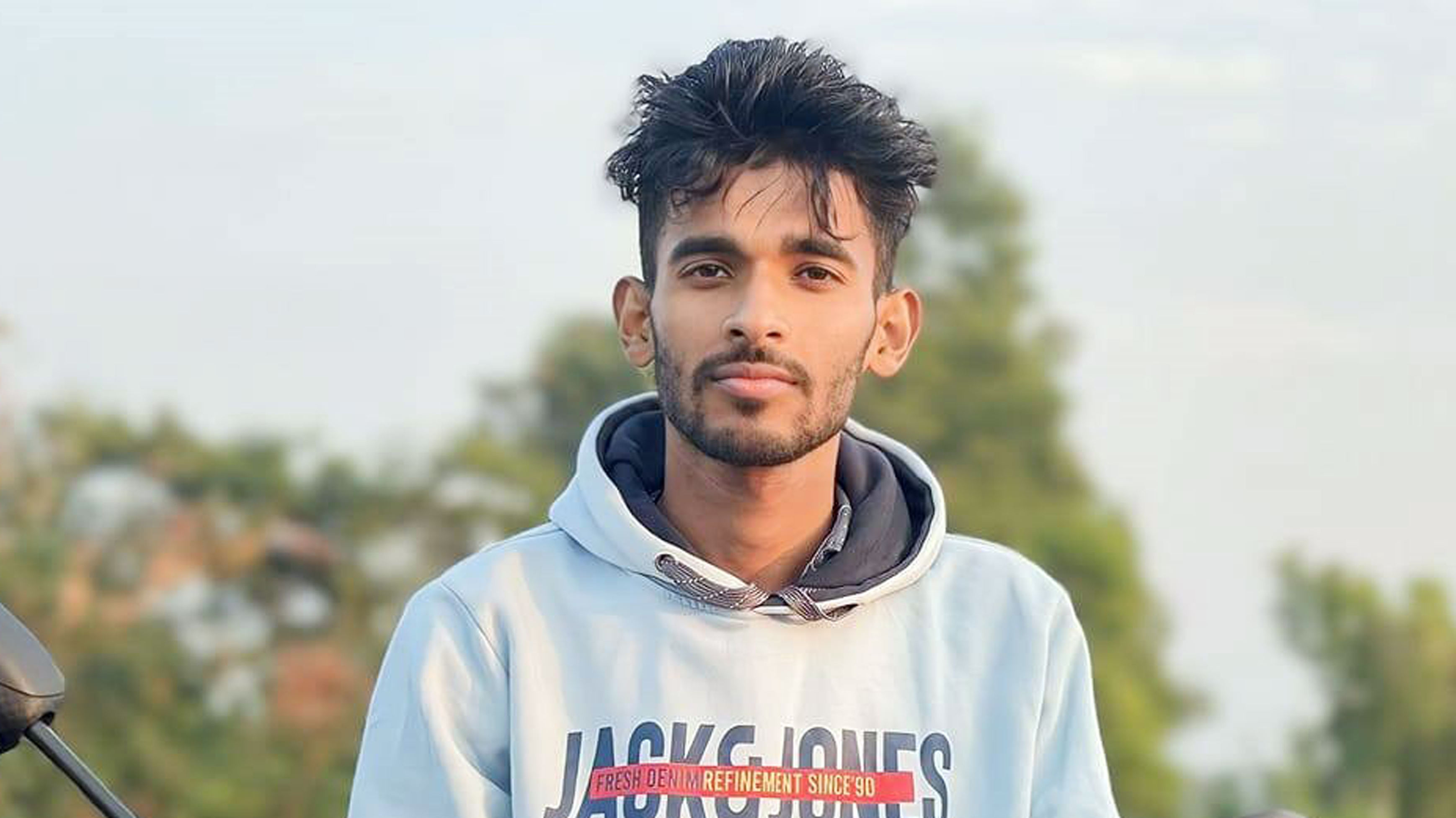 বাবার চোখের চিকিৎসা করাতে যাওয়ার পথে প্রাণ হারালেন রাকিব