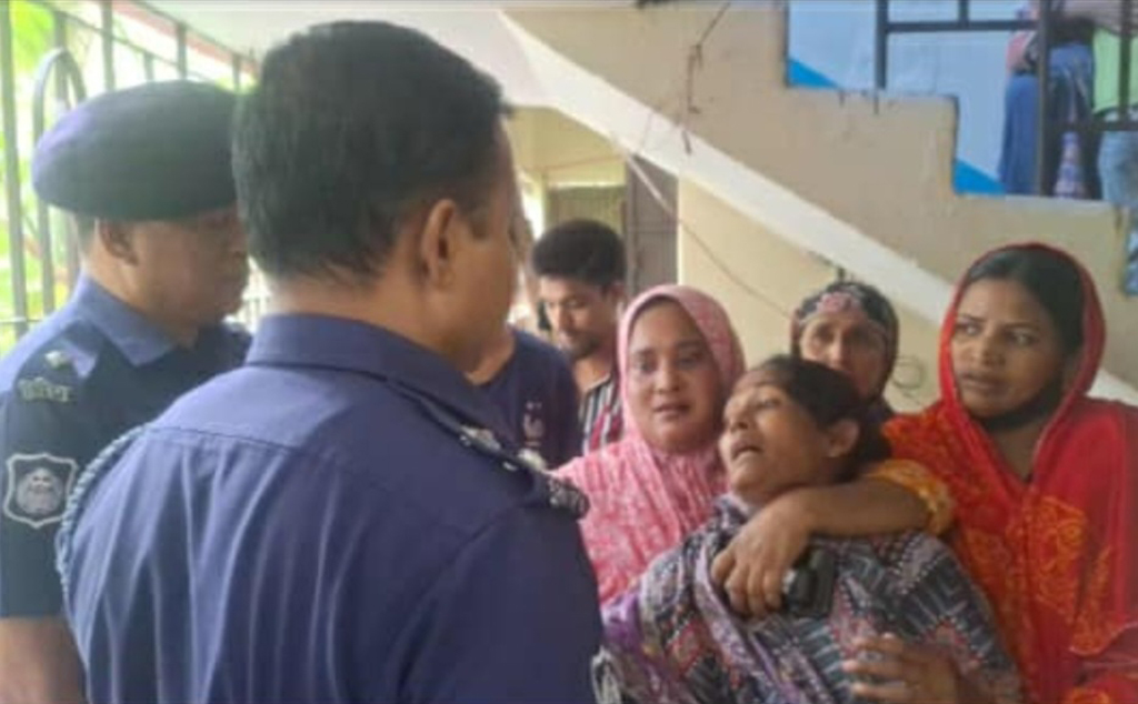 ‘এহন আমি কী লইয়া বাঁচুম, আমার সব শেষ’