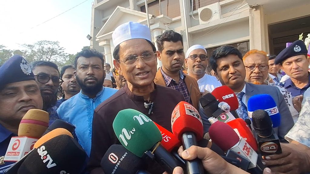 শিক্ষকতার বাইরে অন্য পেশায় যুক্ত হলে অনুমতি বাধ্যতামূলক: শিক্ষামন্ত্রী