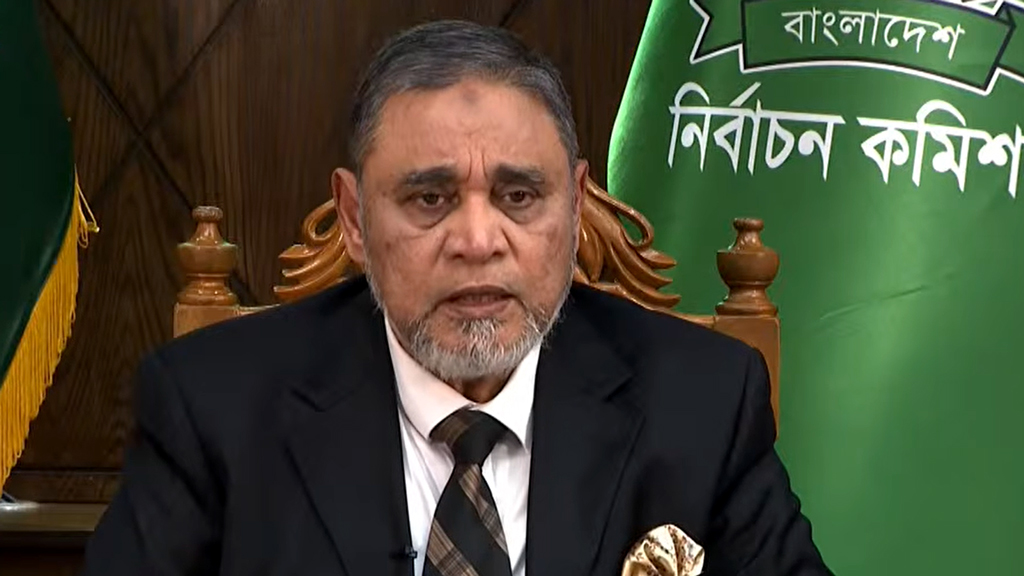 রাজনৈতিক দলগুলোকে জয়-পরাজয় মেনে নেওয়ার আহ্বান সিইসির