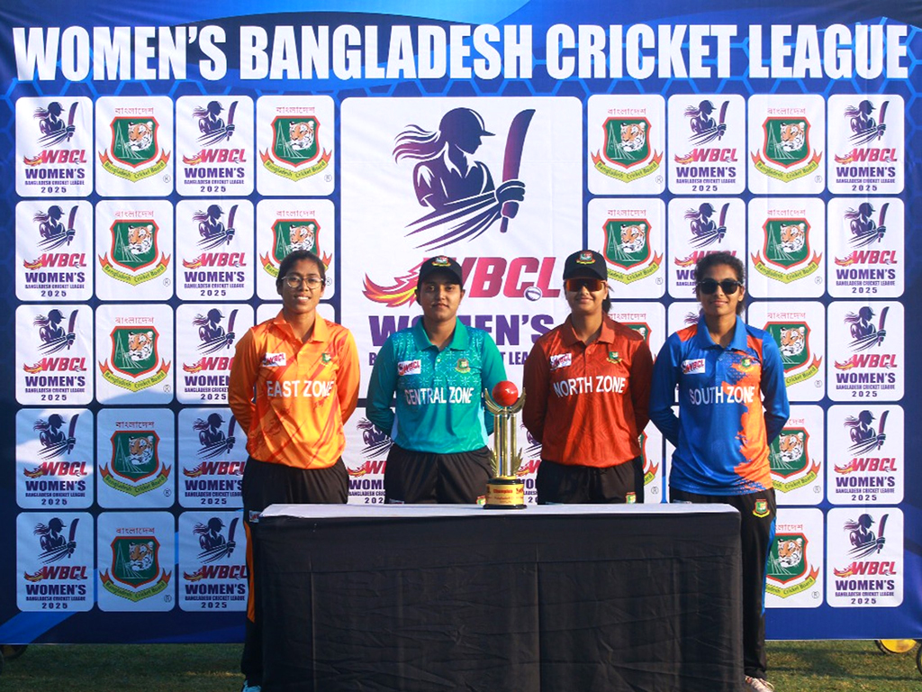 দক্ষিণাঞ্চলকে হারিয়ে অলিখিত ফাইনালের অপেক্ষায় মধ্যাঞ্চল