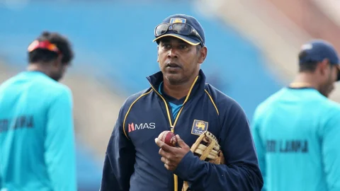 বিপিএলের কোচকে নিল দিল্লি