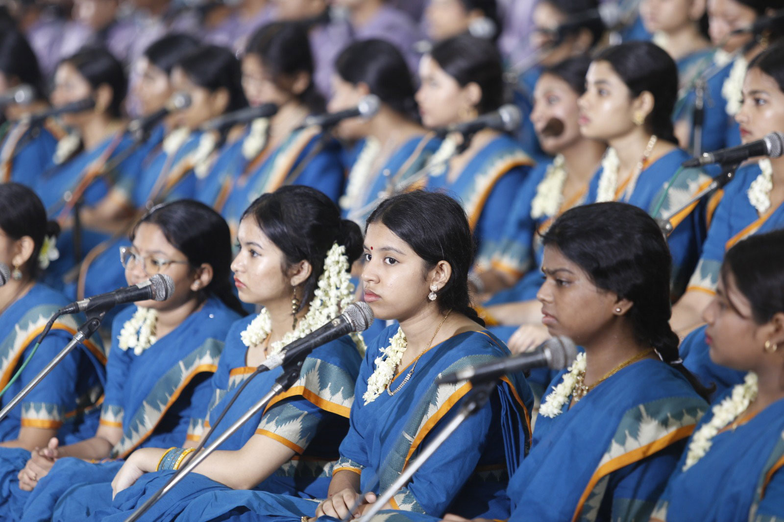 বছরের প্রথম প্রভাতে বিশ্বশান্তি কামনা