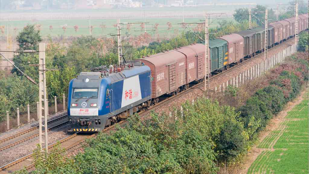 ভার্চুয়াল কাপলিং: তারহীন স্বয়ংক্রিয় ট্রেন-নিয়ন্ত্রণ সিস্টেমের সফল প্রয়োগ চীনের