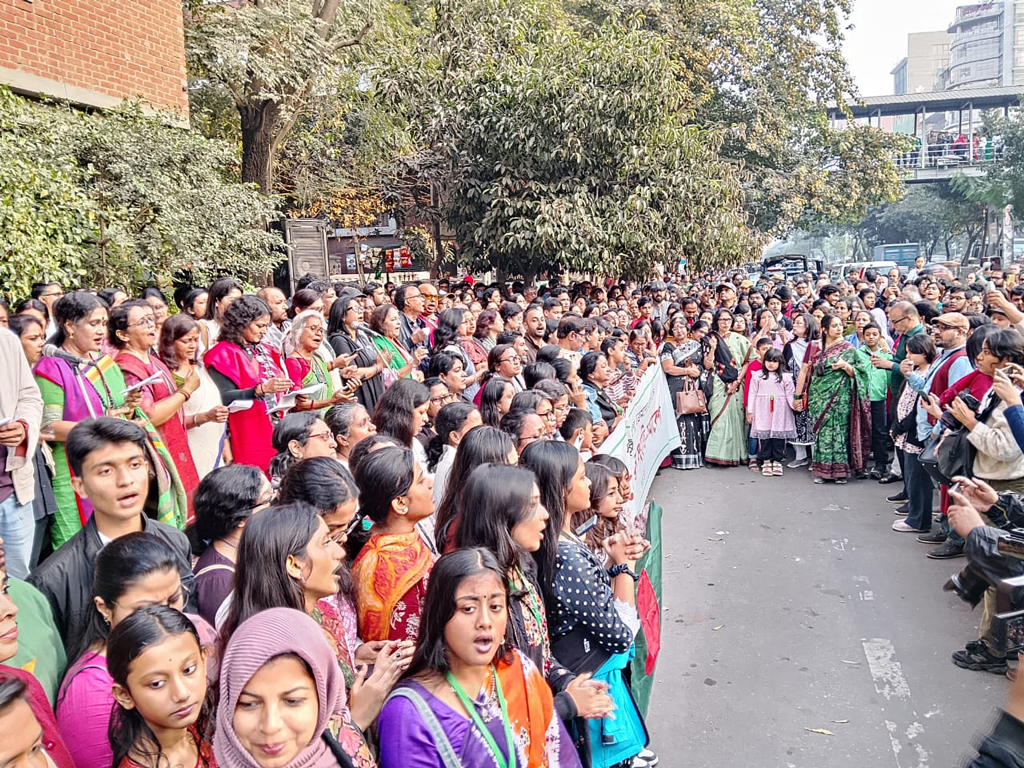 পাখিও তো গান গায়, পাখির নীড় ভাঙবে কবে—সংস্কৃতিকর্মীর জিজ্ঞাসা