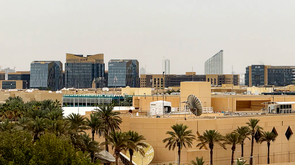 সৌদি আরবে সিআইএর গোপন স্টেশনে হামলা