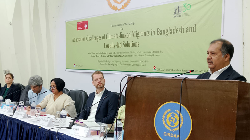 গণতন্ত্রের প্রাতিষ্ঠানিক দুর্বলতায় নীতি নির্ধারণে পরিপক্ব হতে পারেনি দেশ: তথ্যমন্ত্রী