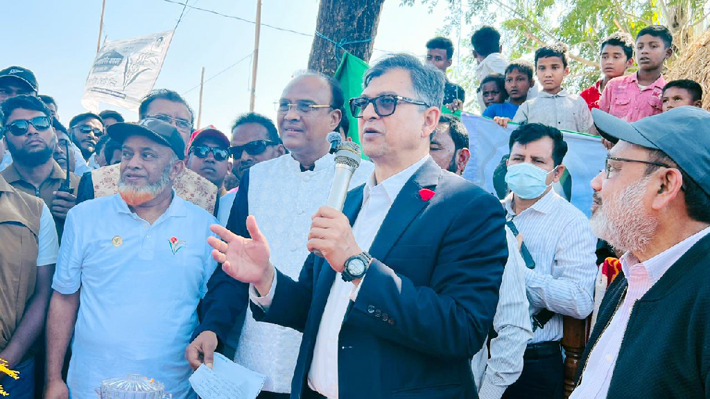 স্বাধীনতাই যারা বিশ্বাস করে না, তারাই এখন ধর্মীয় বিভাজন তৈরিতে ব্যস্ত: সালাহউদ্দিন