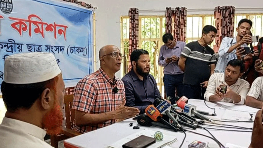তিন ধাপে চেক, কালি মুছে গেলেও জাল ভোটের সুযোগ নেই: চাকসু প্রধান নির্বাচন কমিশনার
