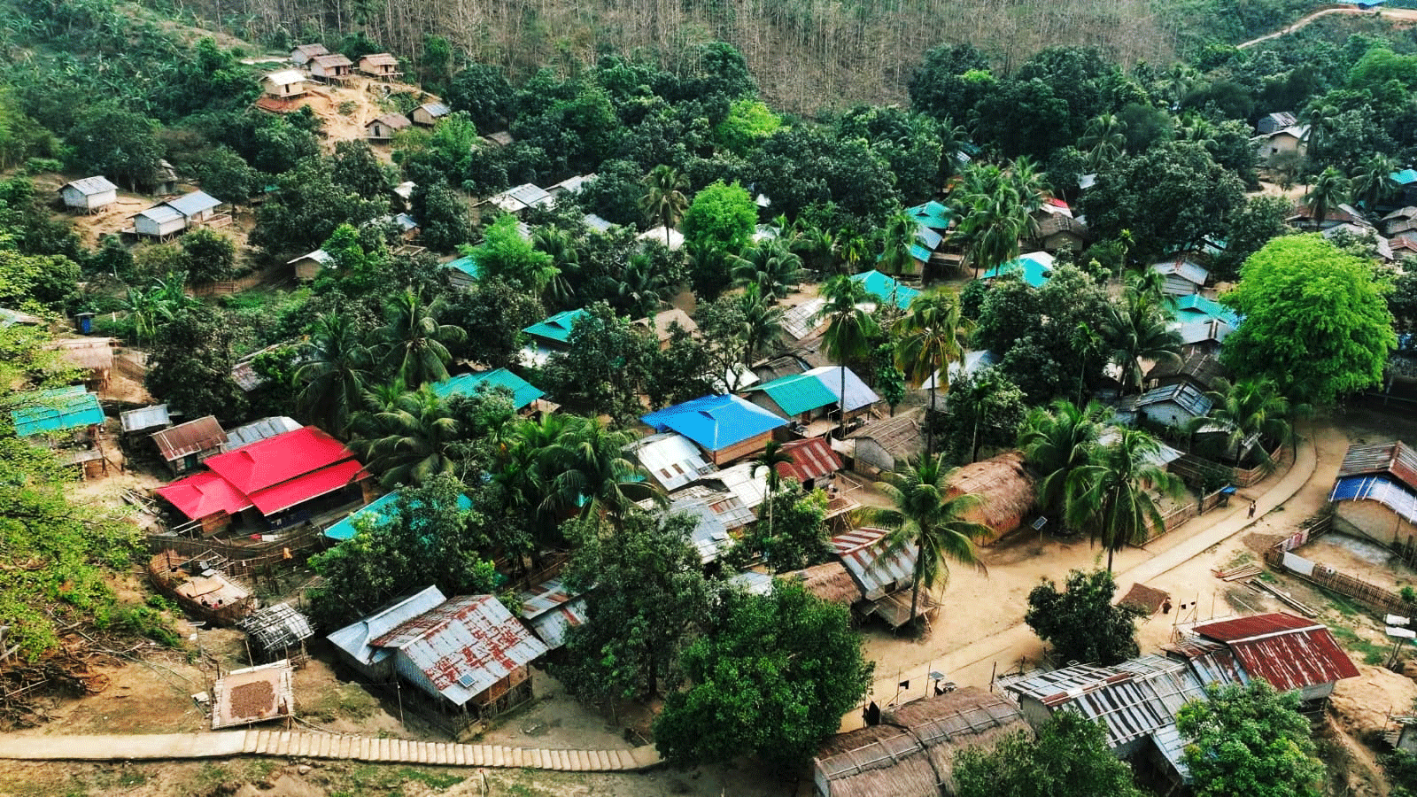 যেখানে স্বাস্থ্যসেবা ‘এখনো দুর্গম পথের ওপারে’