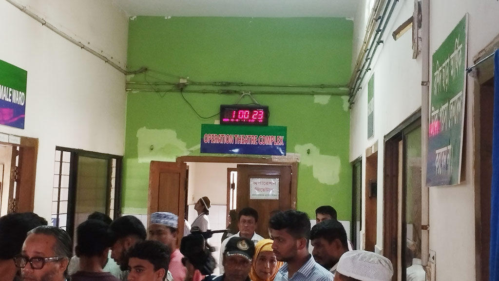 চমেক হাসপাতালে এসিতে কাজ করার সময় দগ্ধ ৩