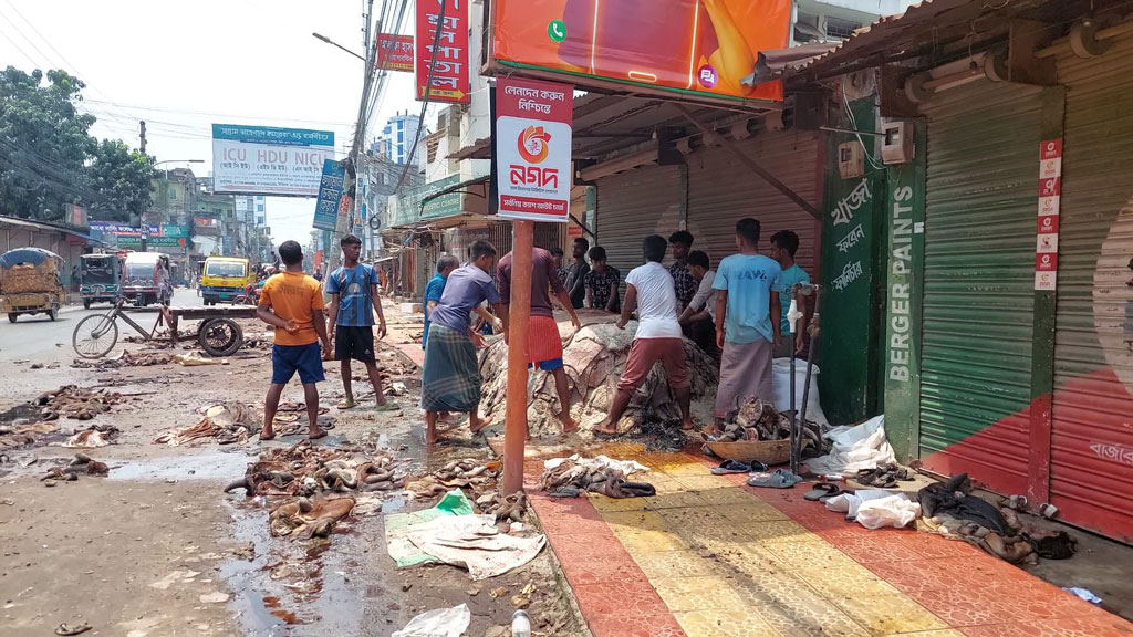 ঘোষণা দিয়েও নির্ধারিত সময়ে বর্জ্য অপসারণ করতে পারেনি মসিক, এলাকাবাসীর দুর্ভোগ