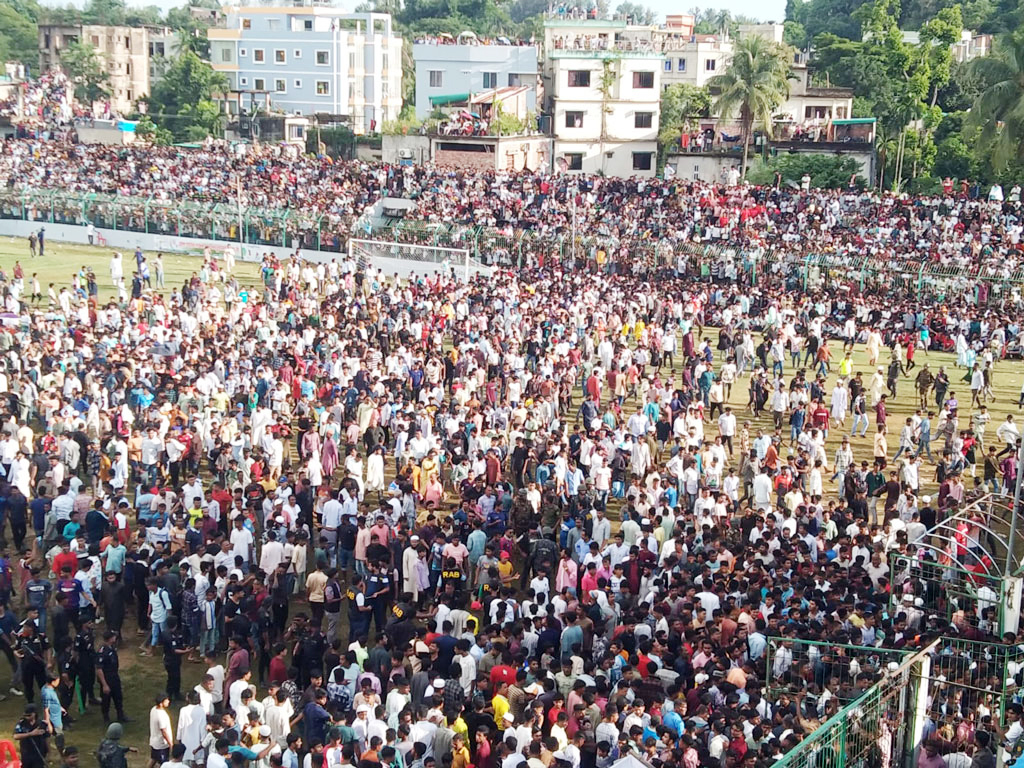 কক্সবাজার স্টেডিয়ামে ফুটবল খেলা নিয়ে সংঘর্ষের ঘটনায় দুই মামলা, তদন্ত কমিটি