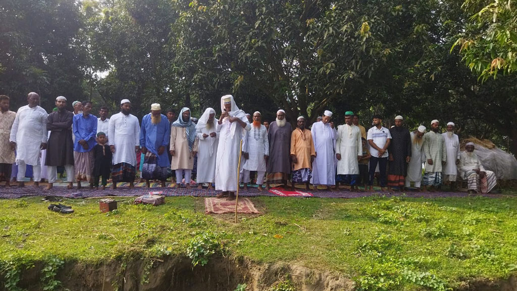 চাঁপাইনবাবগঞ্জের দুই উপজেলার চার গ্রামে ঈদ উদ্‌যাপন
