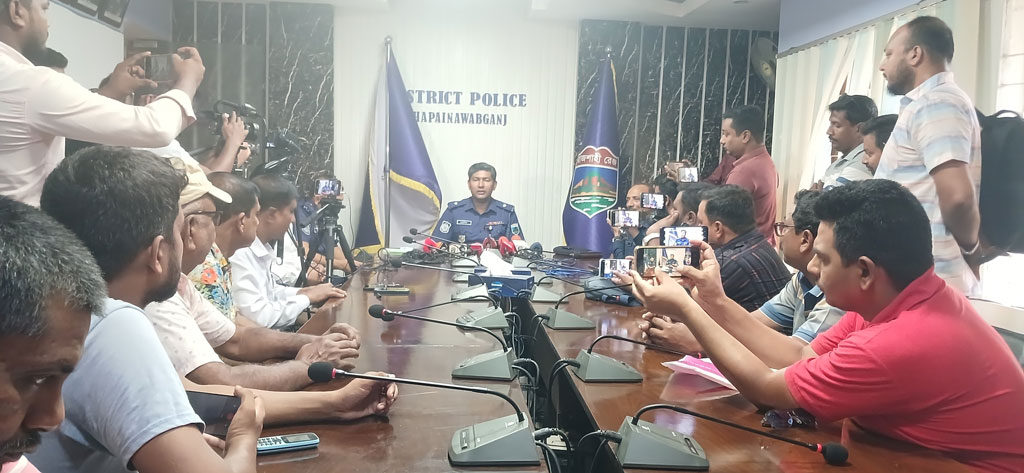 ভ্যান ছিনতাইয়ের জন্য রাজু হত্যাকাণ্ড, তিনজন গ্রেপ্তার