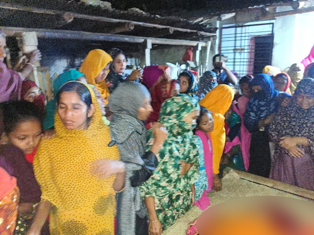 পদ্মফুল তুলতে গিয়ে চার বোনের মৃত্যু