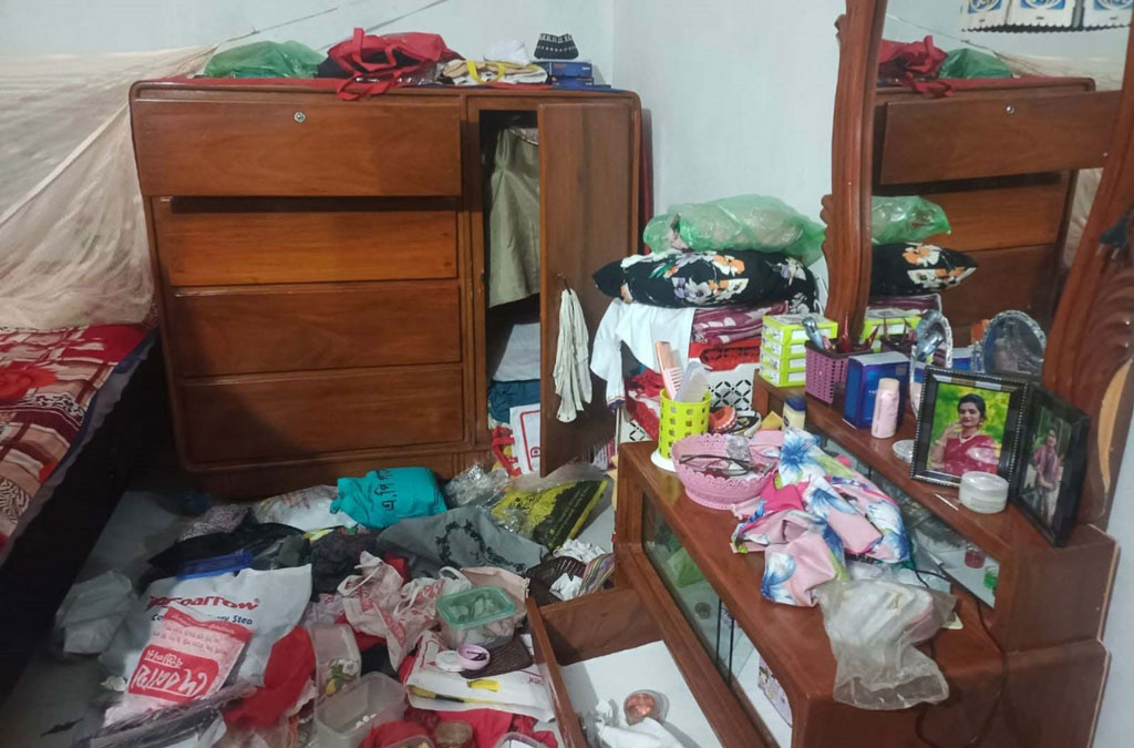 পিরোজপুরে সাবেক মেম্বারের বাড়িতে চুরি