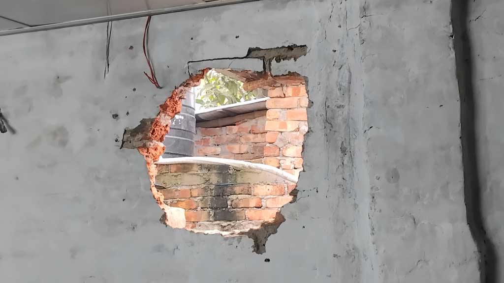 সান্তাহারে এক রাতে ৬ দোকানে চুরি