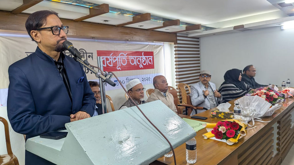 চাঁদাবাজি নিয়ে নৌ উপদেষ্টার বক্তব্যের ব্যাখ্যা চাইলেন চসিক মেয়র