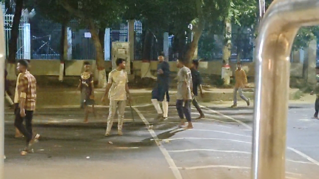 খুলশীতে স্বেচ্ছাসেবক দলের দুই পক্ষে ফের সংঘর্ষ, গোলাগুলি ও পাল্টাপাল্টি ধাওয়া
