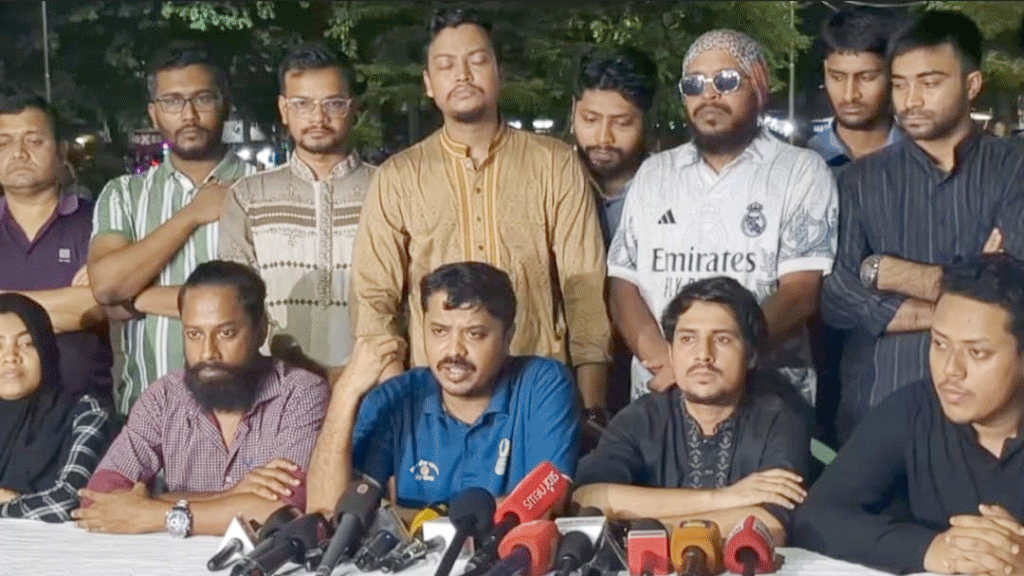 শুধু সেটআপটা নষ্ট করেছি, আ.লীগ অফিস দখল করিনি—সংবাদ সম্মেলনে এনসিপি নেতা