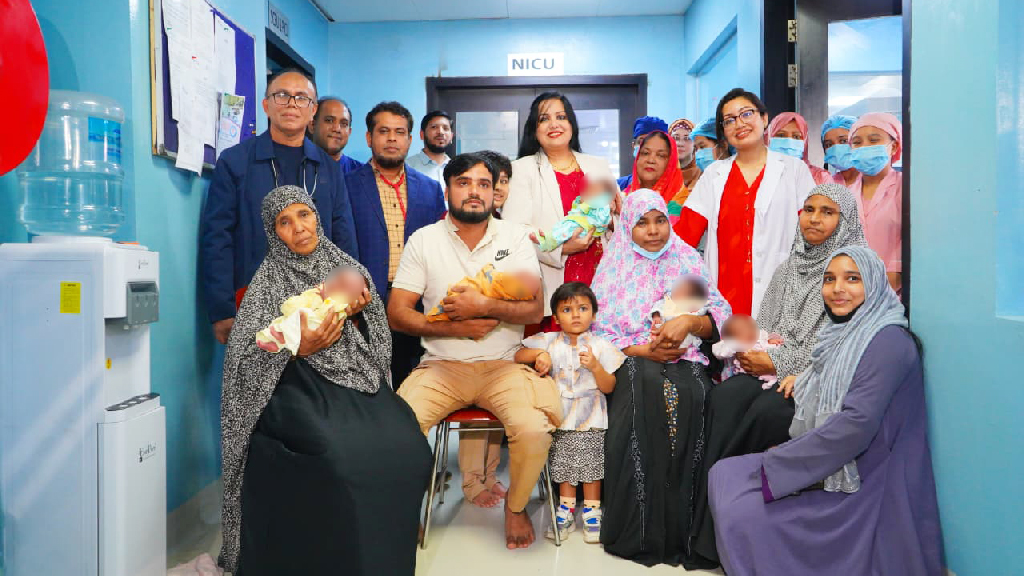 ১০ বছর পর দম্পতির কোলজুড়ে একসঙ্গে পাঁচ সন্তান