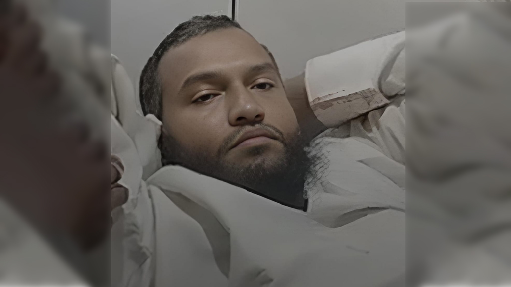 চট্টগ্রামে ব্যবসায়ীকে গুলি করে টাকা ছিনতাই