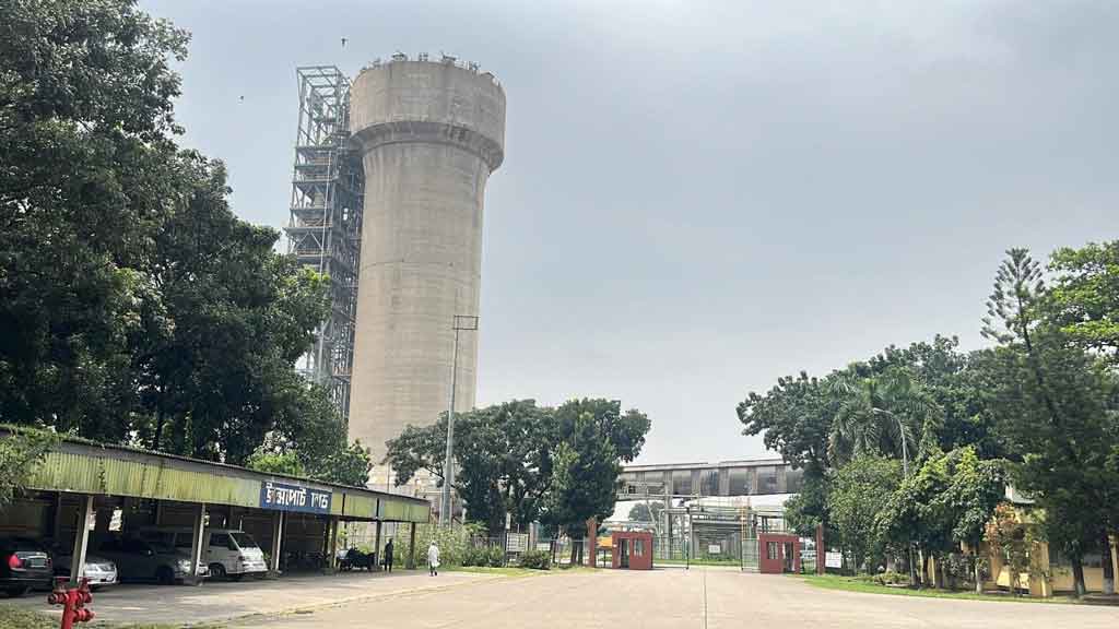 ৬ মাস পর উৎপাদনে ফিরে ৩ দিনের মাথায় ফের বন্ধ সিইউএফএল