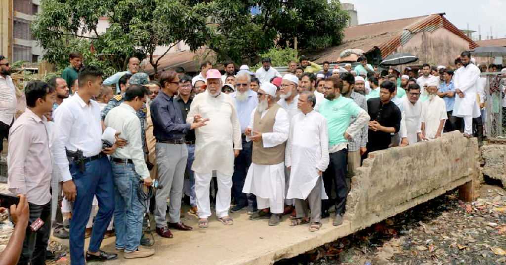 চট্টগ্রামের জলাবদ্ধতার জন্য সাবেক মেয়র-সিডিএ চেয়ারম্যানদের দায়ী করলেন উপদেষ্টা ফাওজুল কবির
