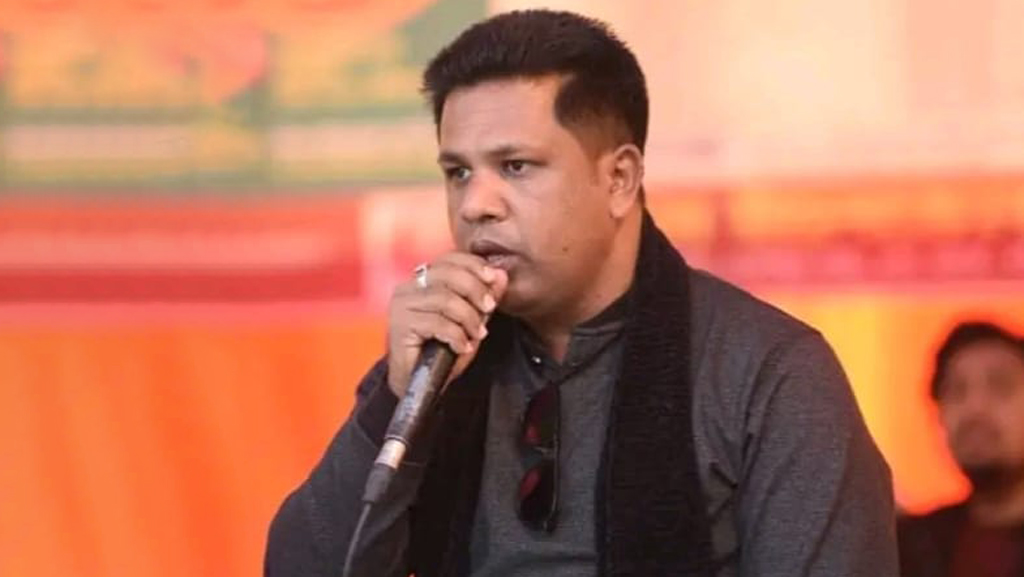 সরকারি কাজের বালুর ট্রাক আটকে চাঁদা দাবির অভিযোগ যুবদল নেতার বিরুদ্ধে