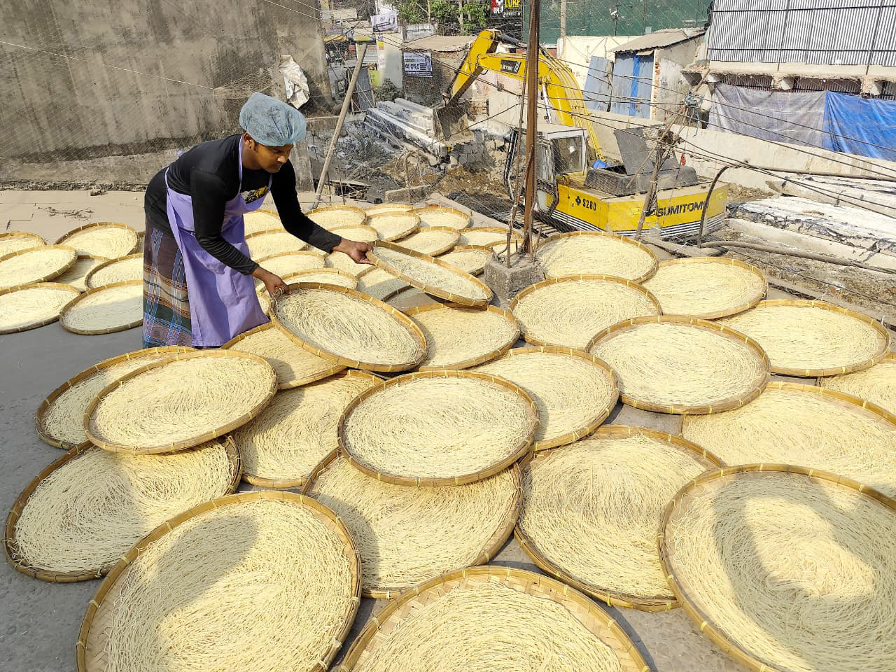 ৯০ বছরের ঐতিহ্য ধরে রেখেছে চট্টগ্রামের ‘ফকির কবিরের’ চাক সেমাই