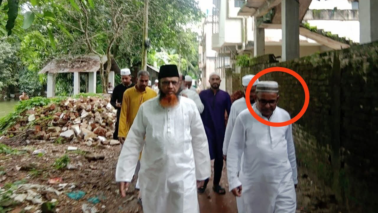 জামায়াতের এমপি প্রার্থীর সঙ্গে আ.লীগ নেতার ছবি ভাইরাল, তোলপাড়