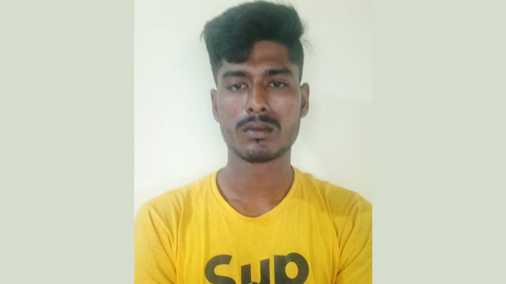 চাকরি দেওয়ার কথা বলে আটকে রেখে কিশোরীকে ধর্ষণ, যুবক আটক