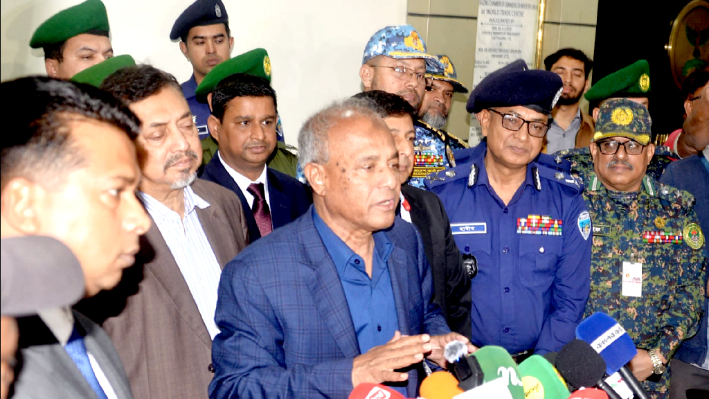 ১৮ কোটি লোকের আইনশৃঙ্খলা রক্ষা কঠিন কাজ: স্বরাষ্ট্র উপদেষ্টা