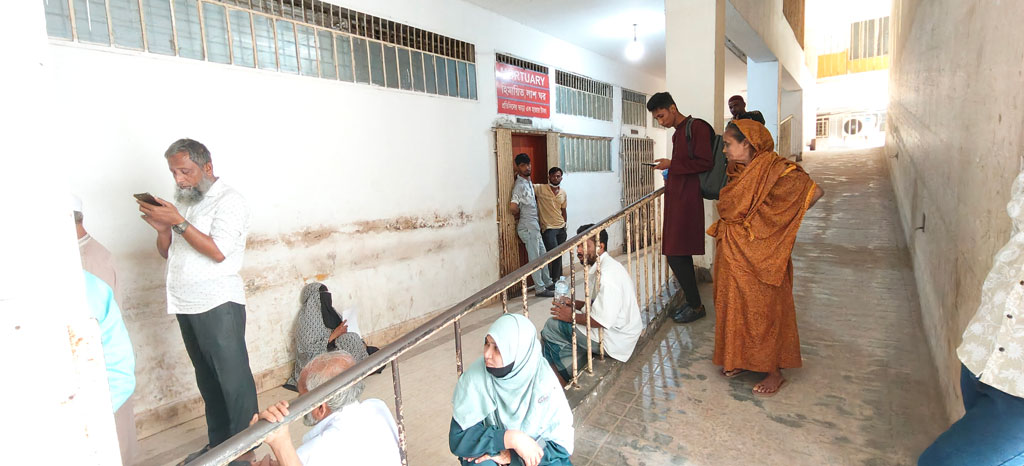 মা ও দুই মেয়েসহ নিহত ১২ জনের পরিচয় মিলেছে