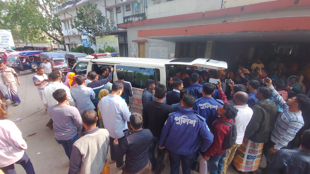 চুয়াডাঙ্গায় পুলিশের ফায়ারিং অনুশীলনে পথচারী গুলিবিদ্ধ