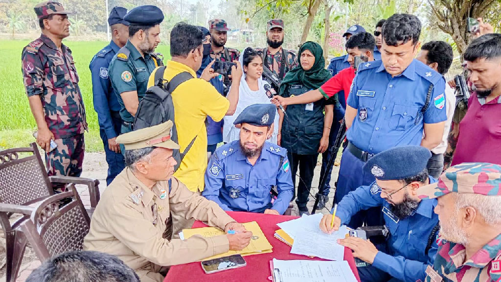 স্বামী-সন্তান দেখতে বাংলাদেশে এসে কারাগারে ঠাঁই, ৮ মাস পর ভারতে ফিরলেন ফাল্গুনী