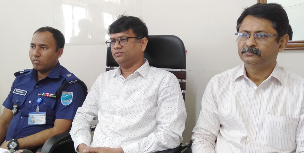শিবচরে বাস দুর্ঘটনার যে ৩টি কারণের কথা বলল তদন্ত কমিটি